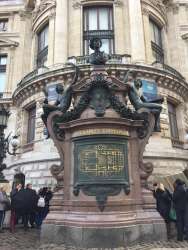 Colonne Palais Garnier