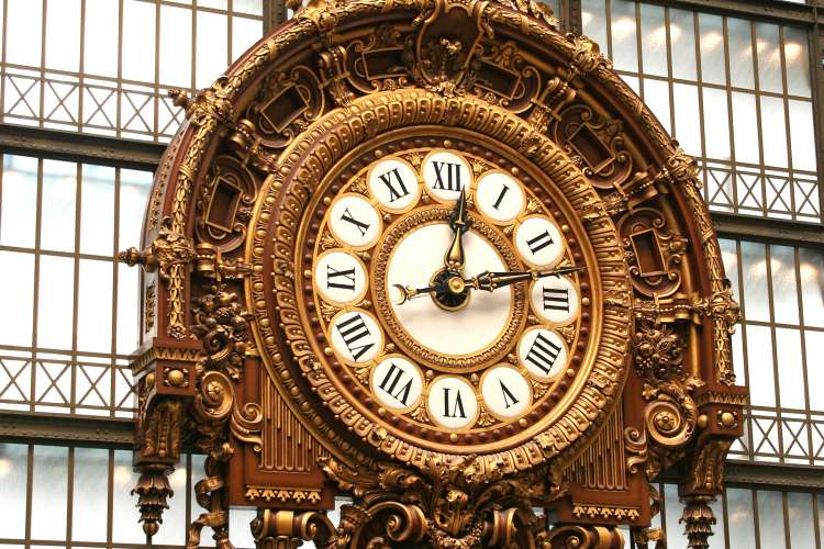 Large ornate railway clock in Musee d\\\\'Orsay in Paris