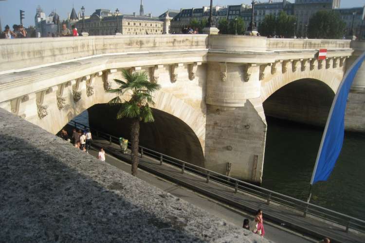 KING'S TOUR 3. Pont neuf from above