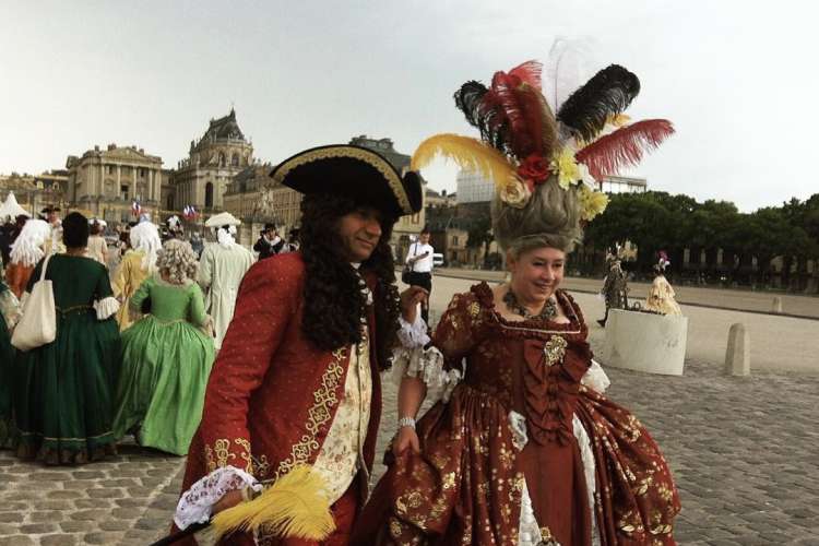 fete galante costume