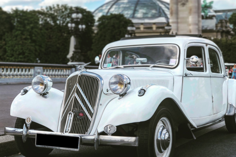 Citroen traction en tour