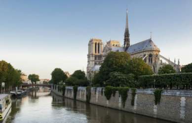 Notre-Dame de Paris : une Histoire gravée dans la pierre